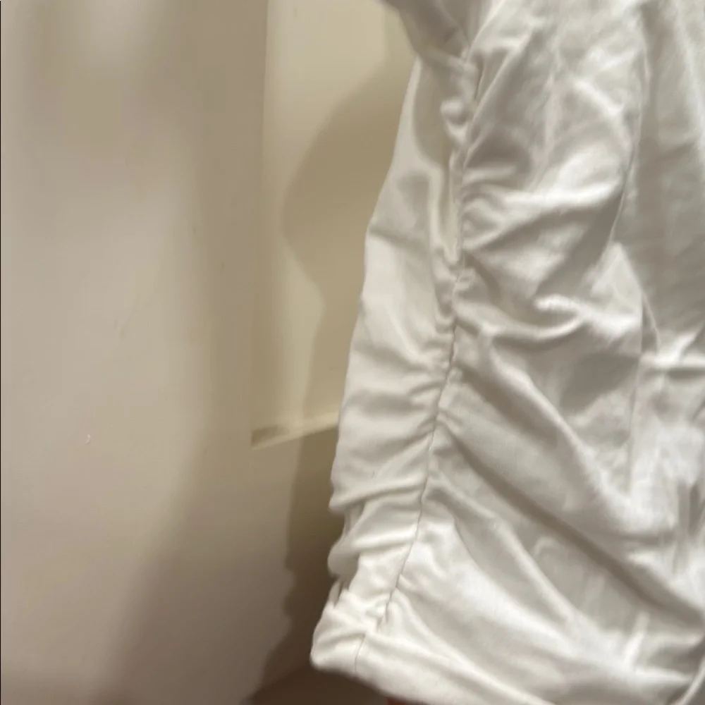 Free People White and Navy Tank TopFree People Bodega tube top - Picture 6 of 10